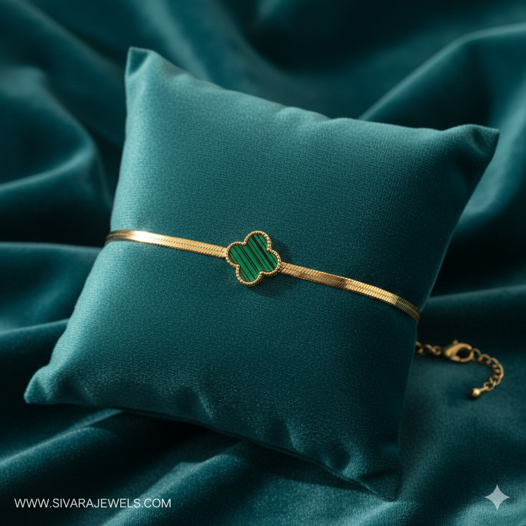 SIVARA Emerald Clover Herringbone Bracelet | Gold Anti-Tarnish Dailywear