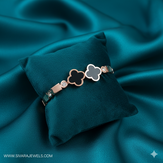 SIVARA Black Clover Eternal Bracelet | Gold Anti-Tarnish Dailywear