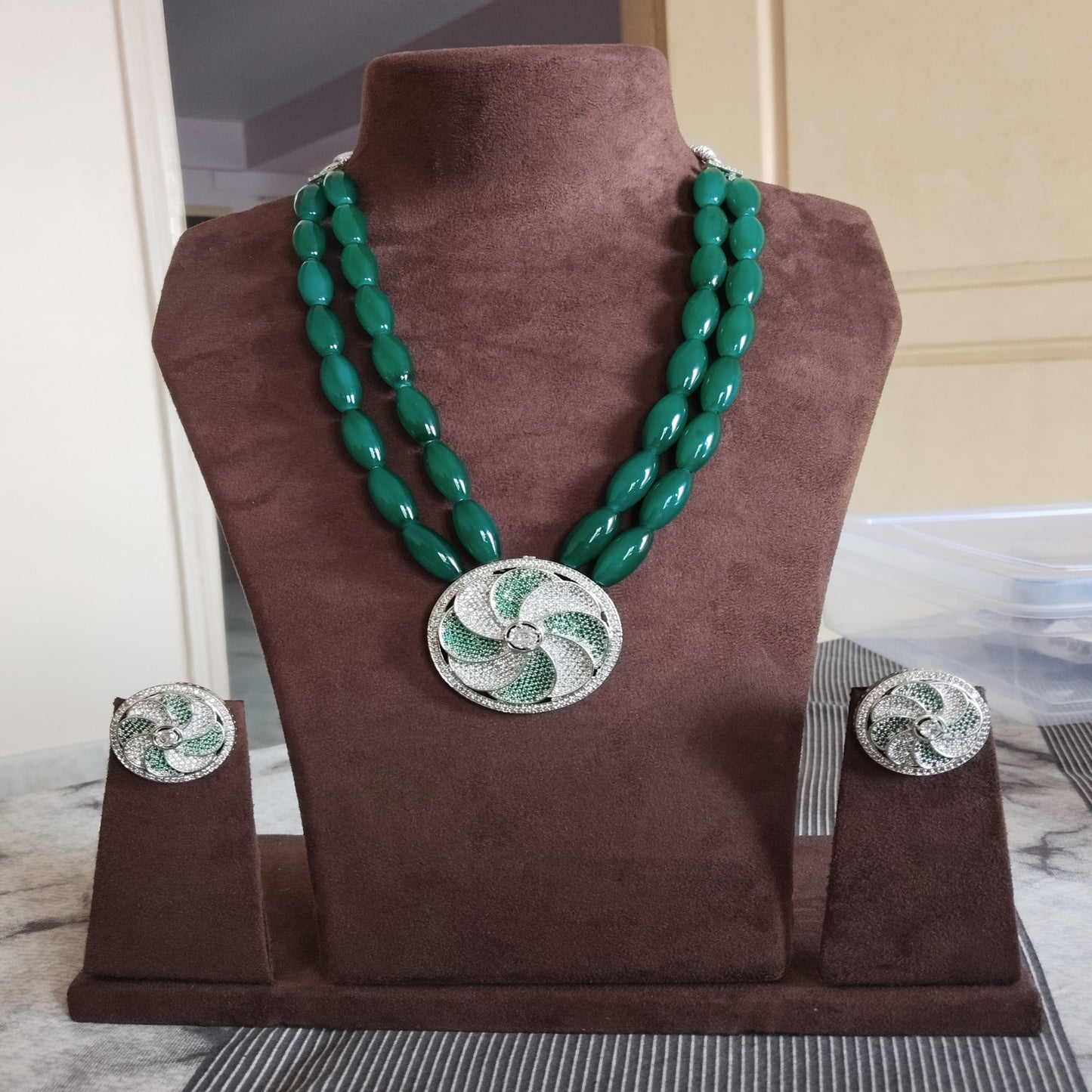 SIVARA 'Forest Grandeur' Two-Strand Necklace | Emerald Beaded | Swirl Pendant