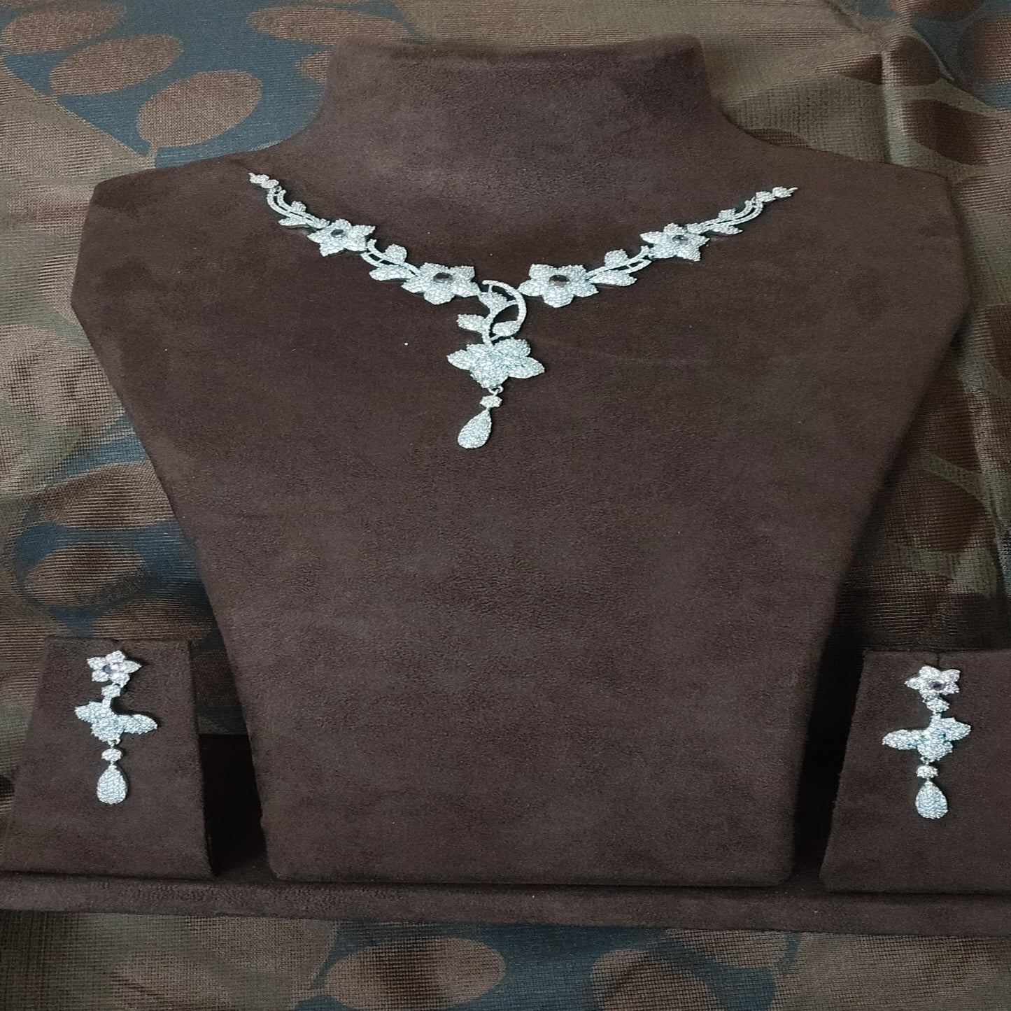 SIVARA Swirl Floral Vine AD Necklace | Pave Petal Pendant | Statement Necklace Set