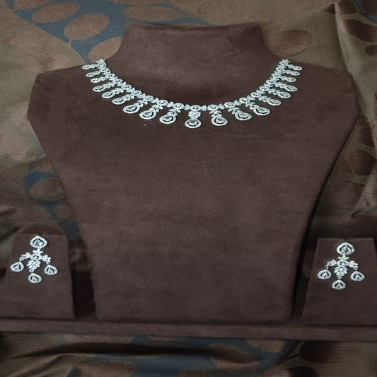 SIVARA Diamond Teardrop Cascade | Regal Halo Fringe | All-White Bridal Necklace Set